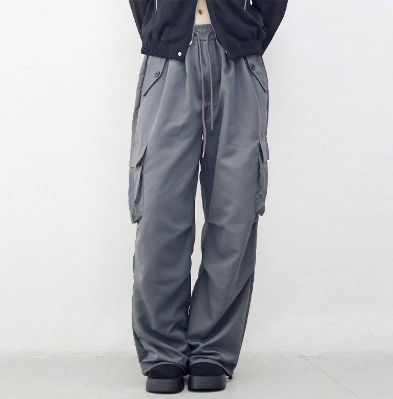 Foldy Nylon Cargo Pants 長褲