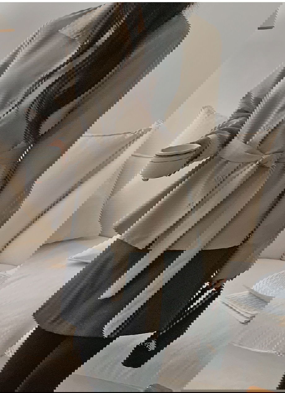 리리앤코 하디브렌 피치기모 하이넥 투웨이 스트랩 셔츠