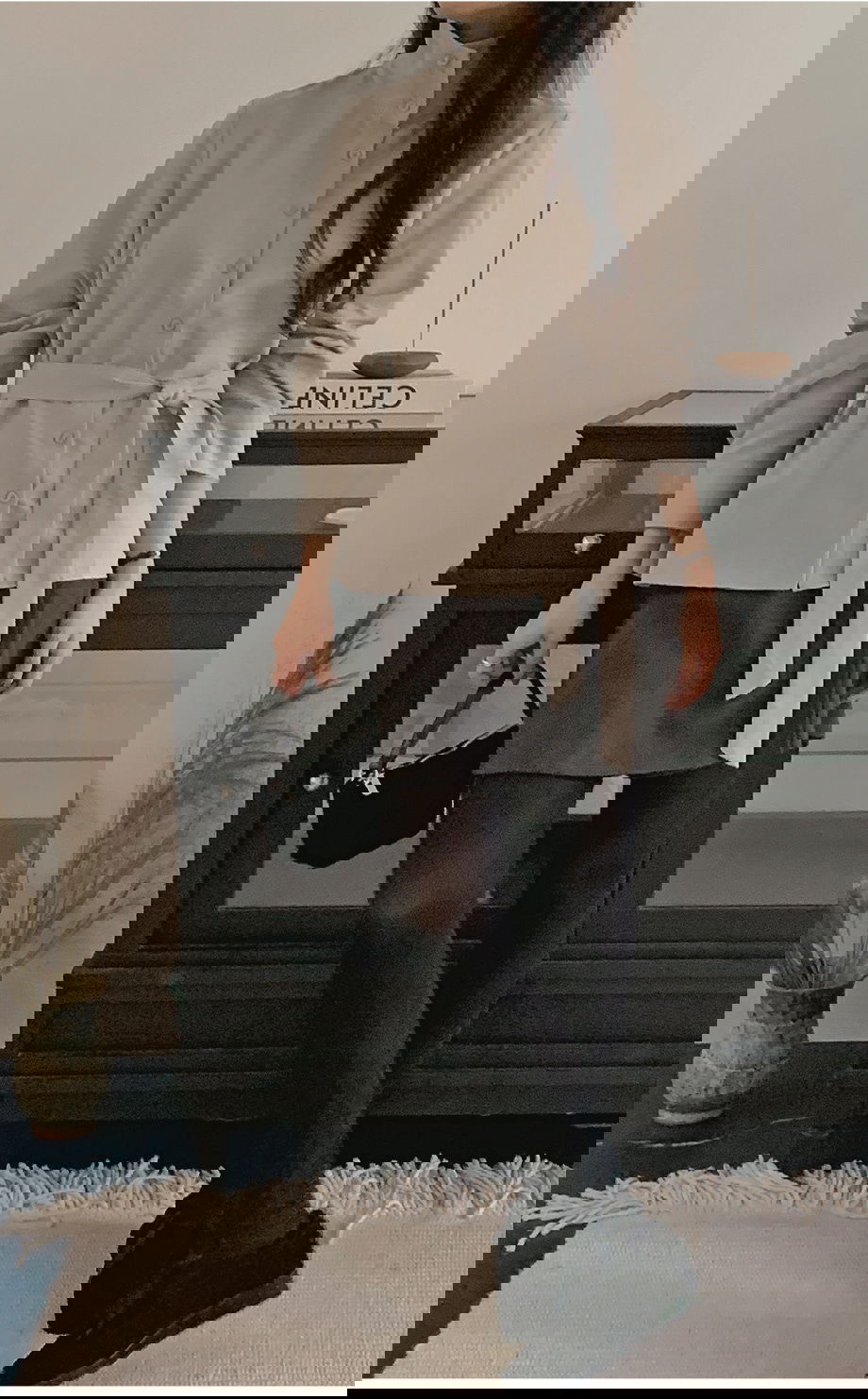 리리앤코 하디브렌 피치기모 하이넥 투웨이 스트랩 셔츠