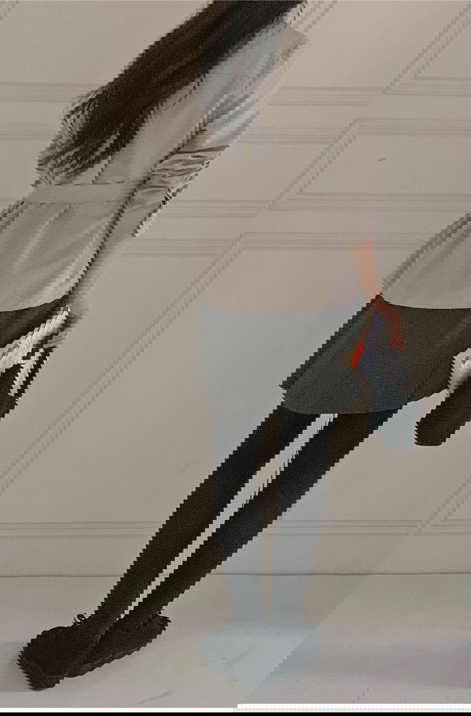 리리앤코 하디브렌 피치기모 하이넥 투웨이 스트랩 셔츠