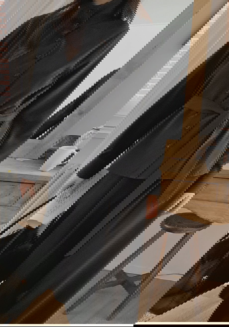 리리앤코 하디브렌 피치기모 하이넥 투웨이 스트랩 셔츠