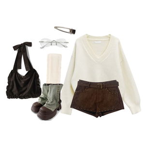 Background,秋コーデ,靴下,ootd 코디