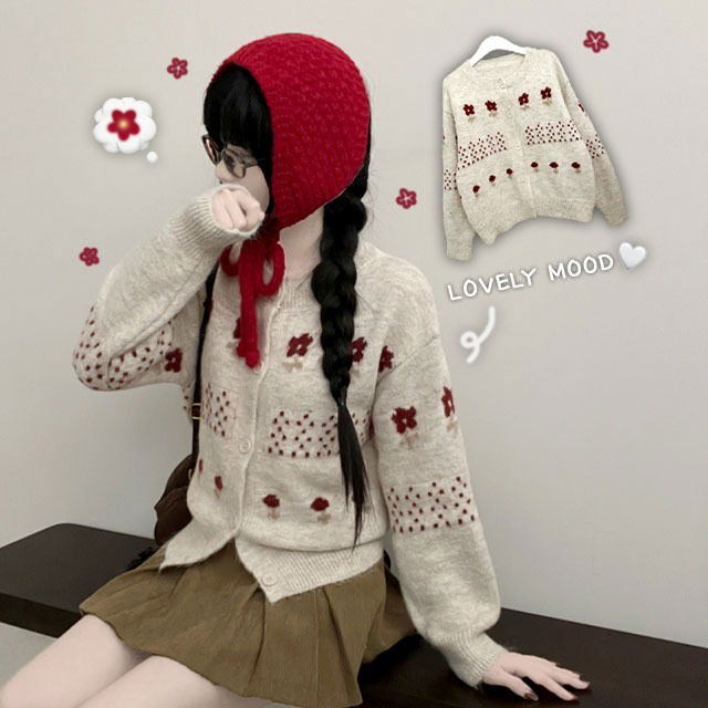 Nordic round avant-fit knitwear cardigan with a top flower pattern