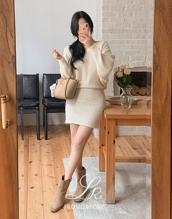 (Exclusive) Rushu Boat Neck Knitwear Mini Dress