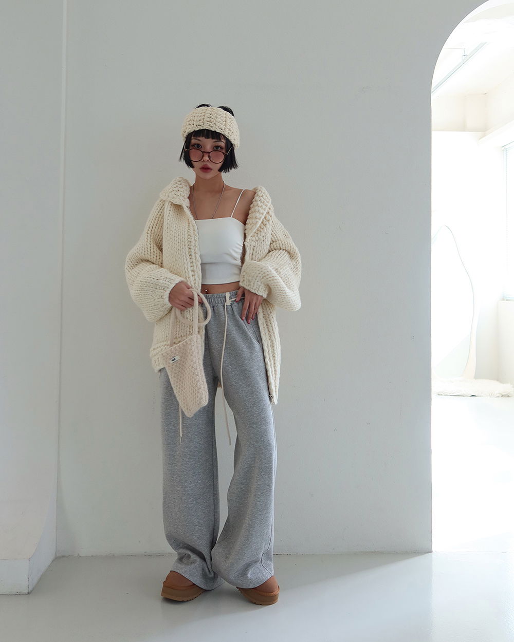 바지 모델 착용 이미지-S1L50