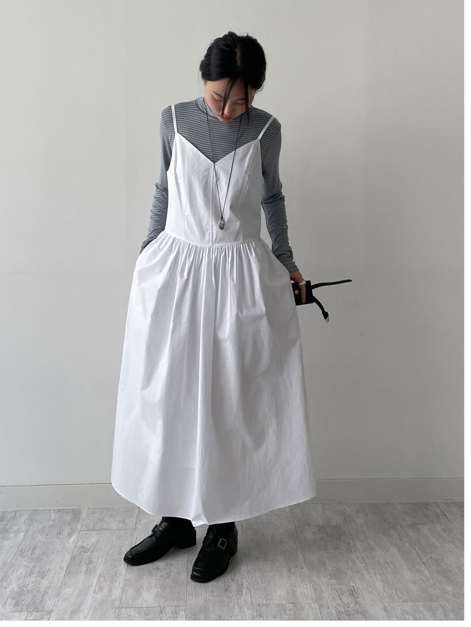 드레스 모델 착용 이미지-S7L5