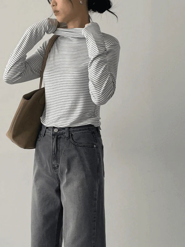 Clip Stripe Turtleneck T-Shirt