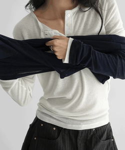 V領層次設計長袖T恤