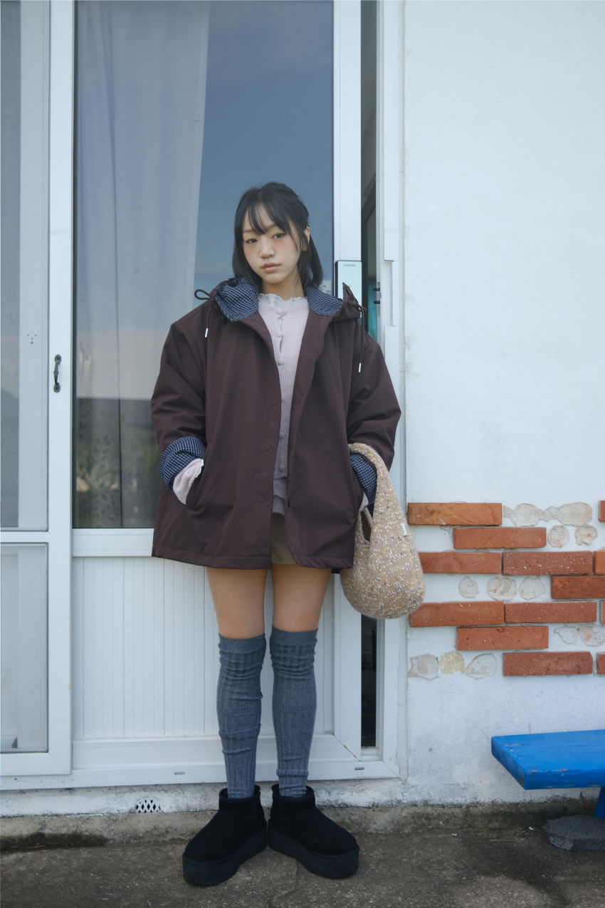 반바지 모델 착용 이미지-S1L17