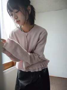 荷葉邊下擺針織背心開衫套裝