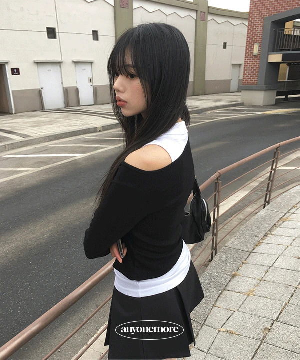 Eld Kara Layered Off-Shoulder T-Shirt Sleeveless Set