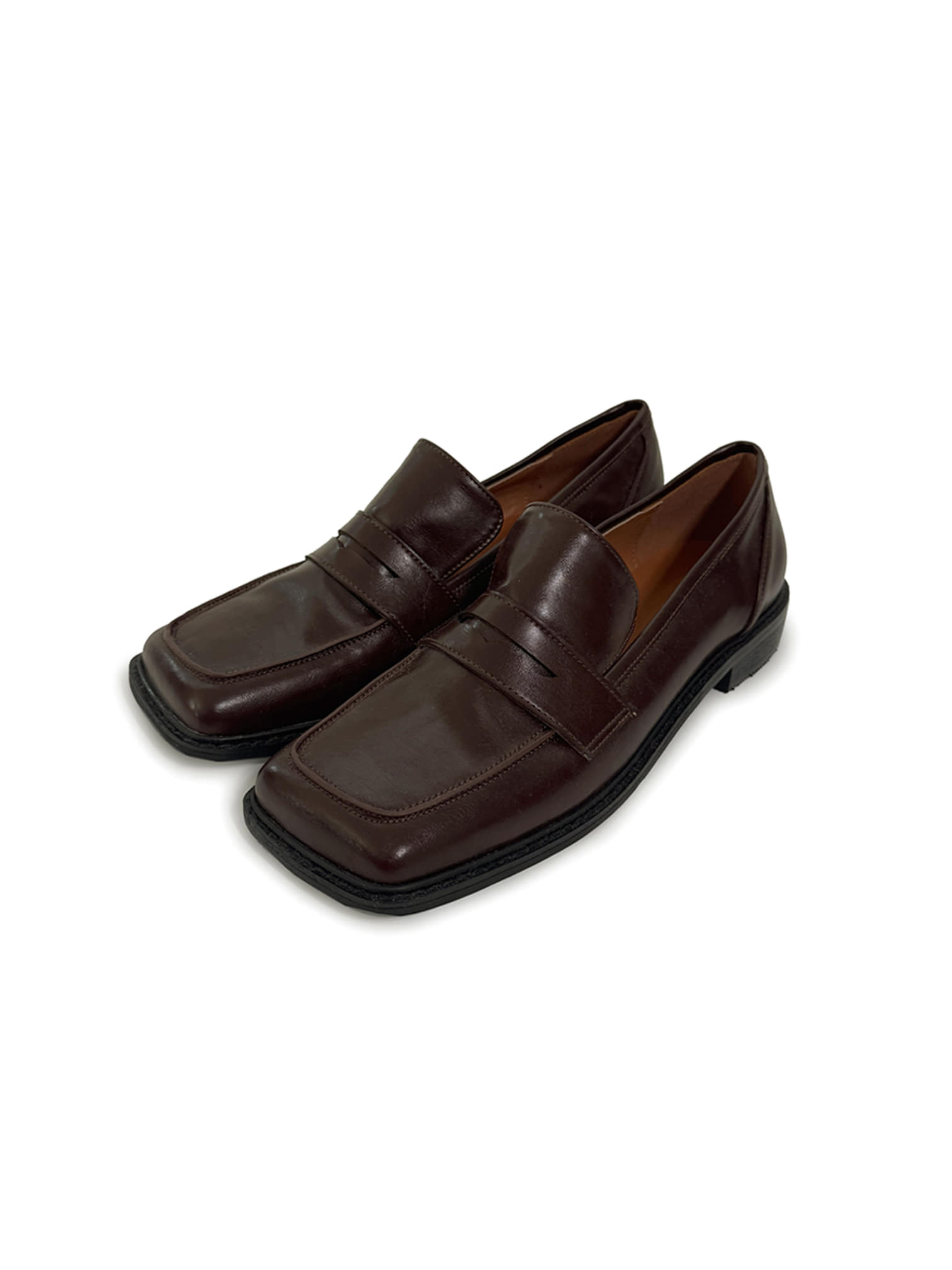 43 classic square loafer