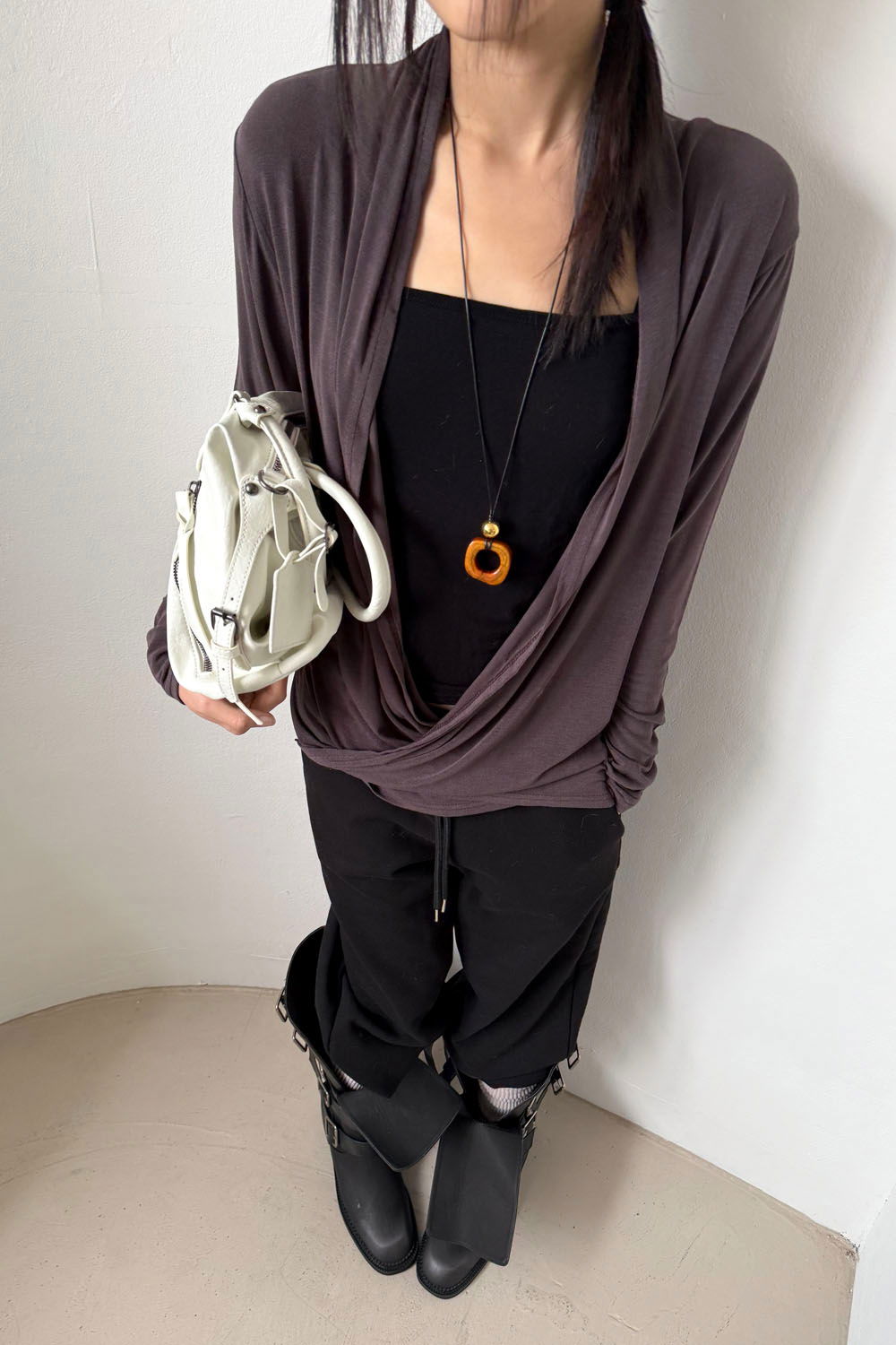 바지 모델 착용 이미지-S1L20