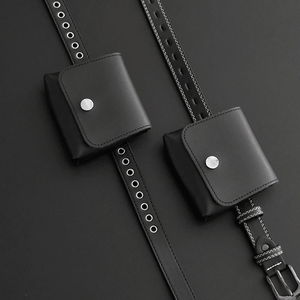 아일렛 시크 투웨이 레더 벨트백