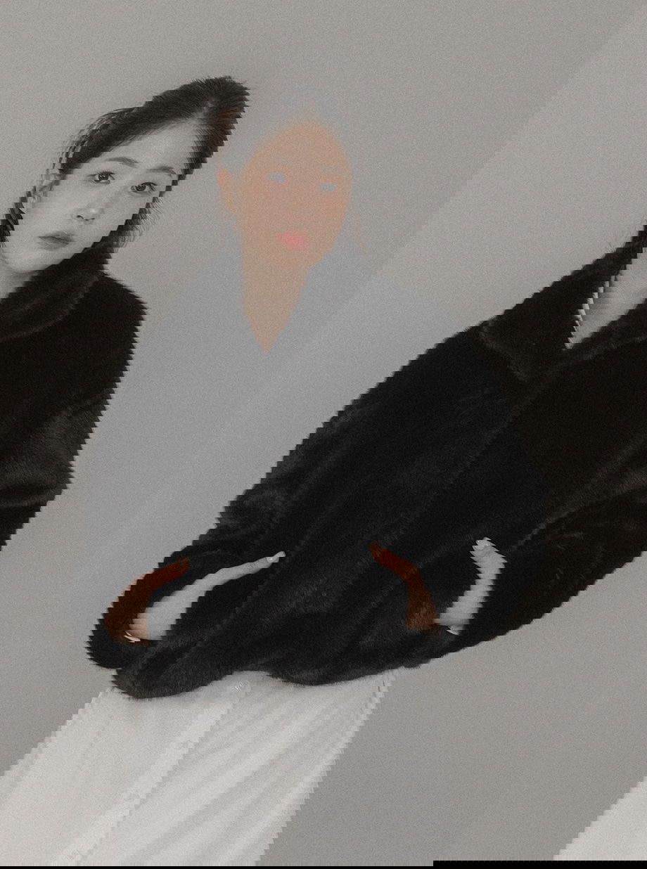 리리앤코 에포린즈 히든버튼 하이넥 퍼 자켓