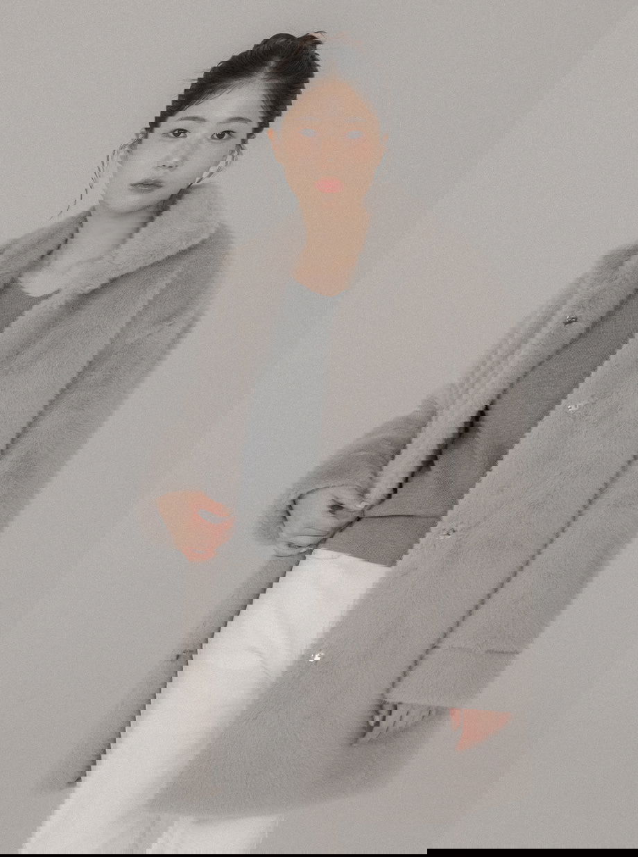 리리앤코 에포린즈 히든버튼 하이넥 퍼 자켓