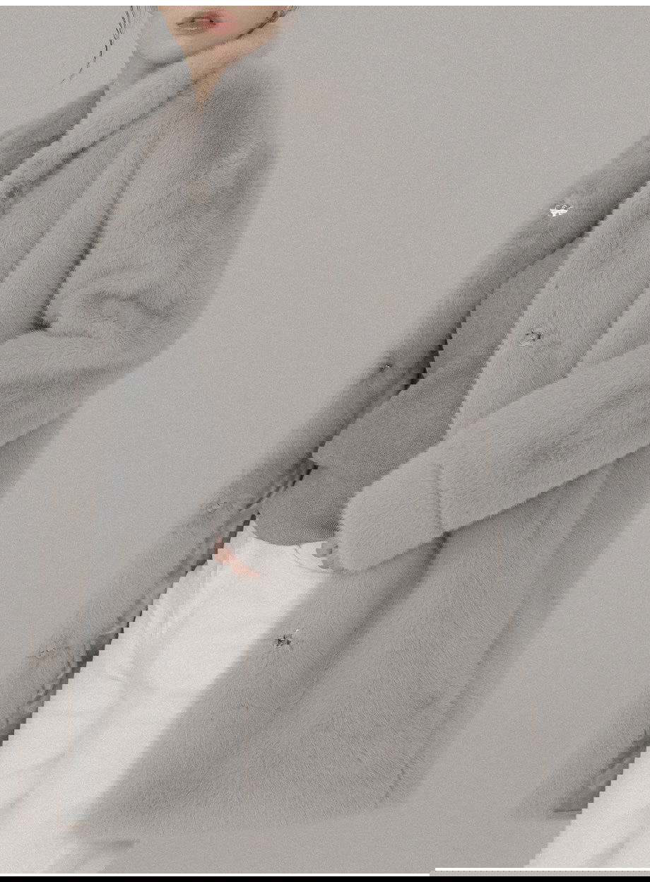 리리앤코 에포린즈 히든버튼 하이넥 퍼 자켓