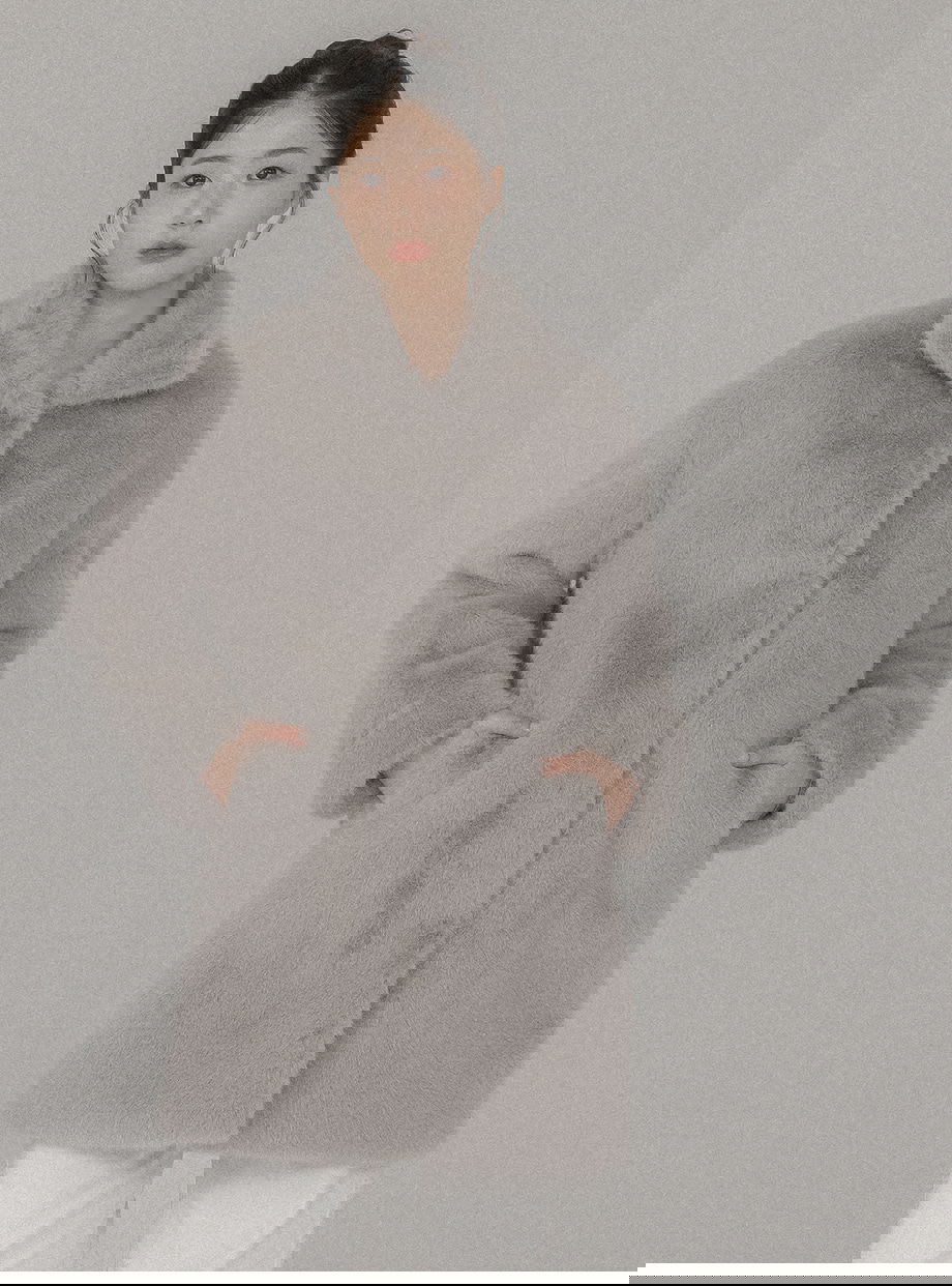 리리앤코 에포린즈 히든버튼 하이넥 퍼 자켓