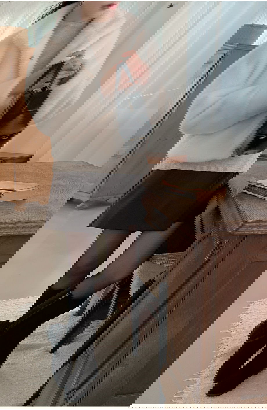 리리앤코 에포린즈 히든버튼 하이넥 퍼 자켓