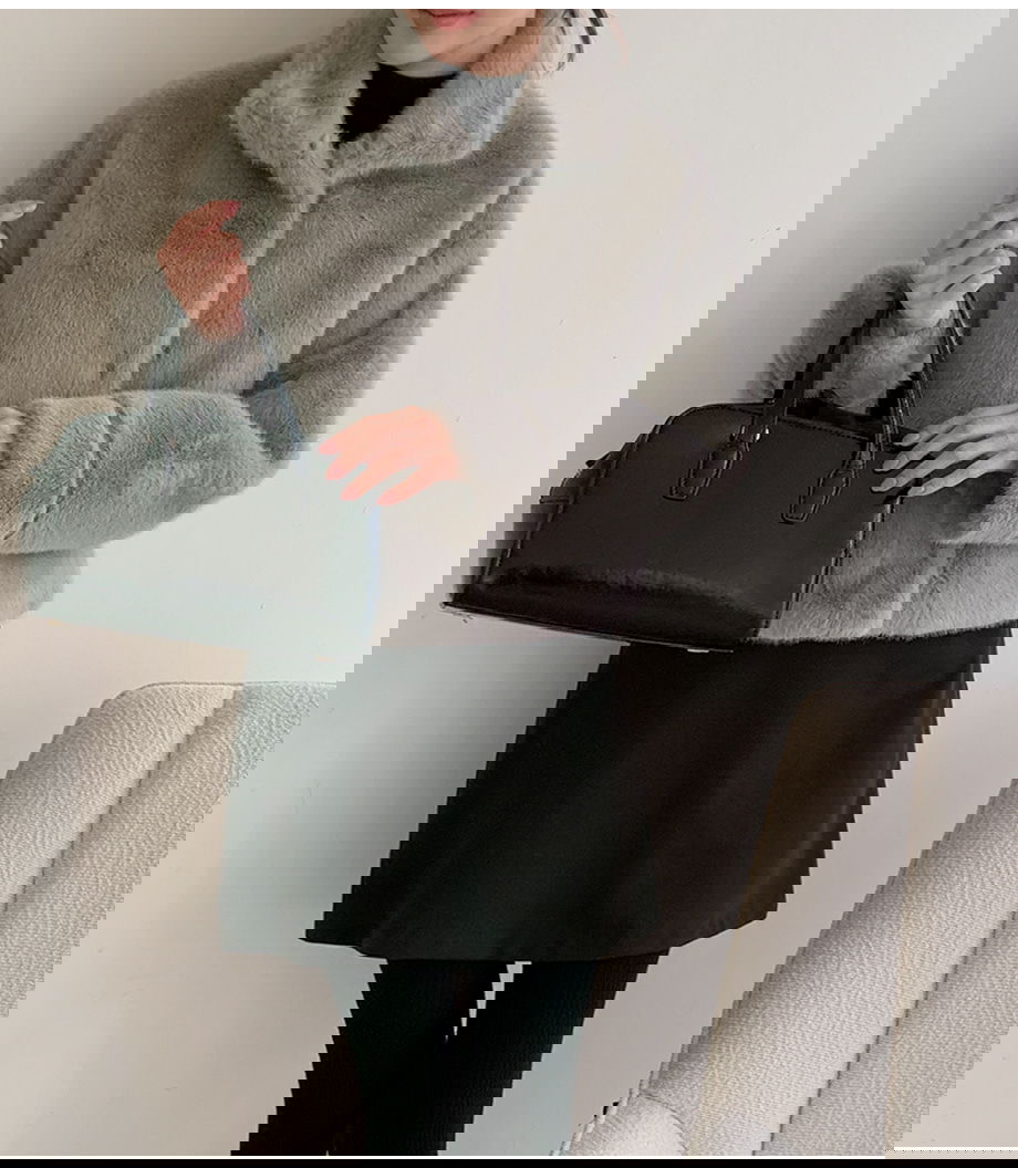 리리앤코 에포린즈 히든버튼 하이넥 퍼 자켓