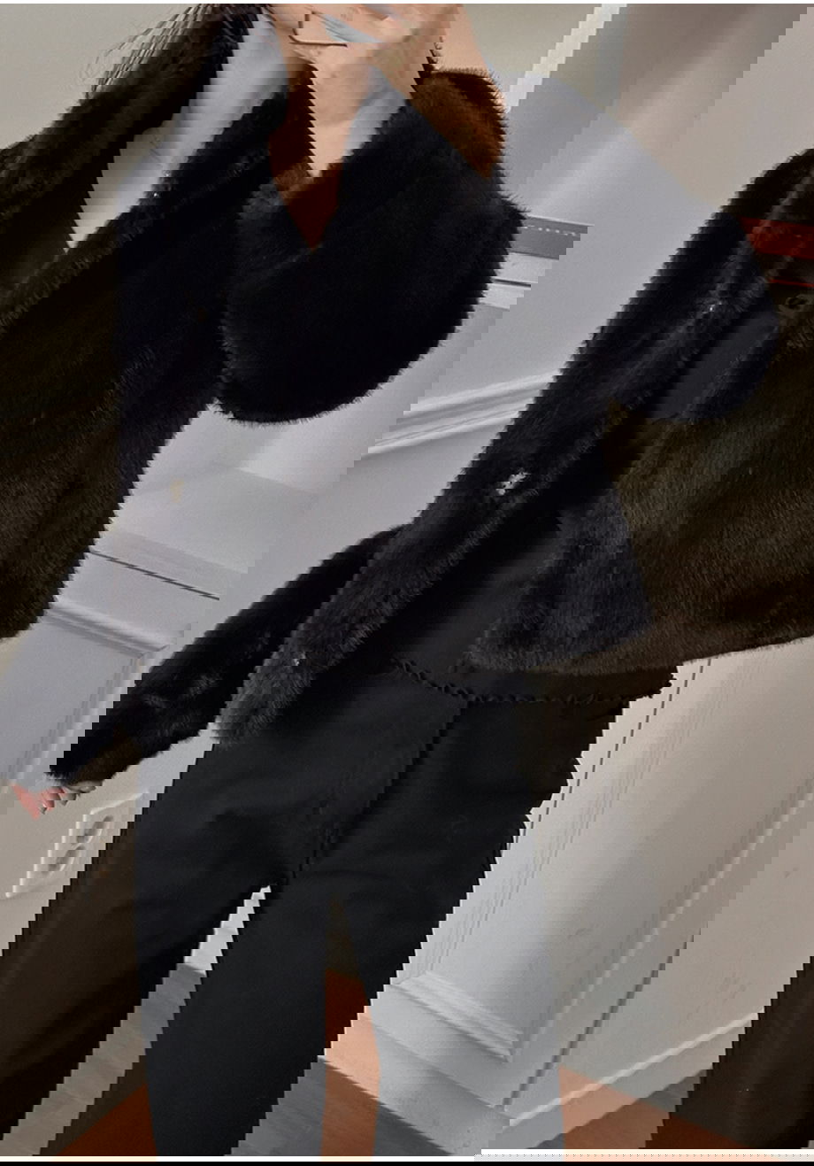 리리앤코 에포린즈 히든버튼 하이넥 퍼 자켓