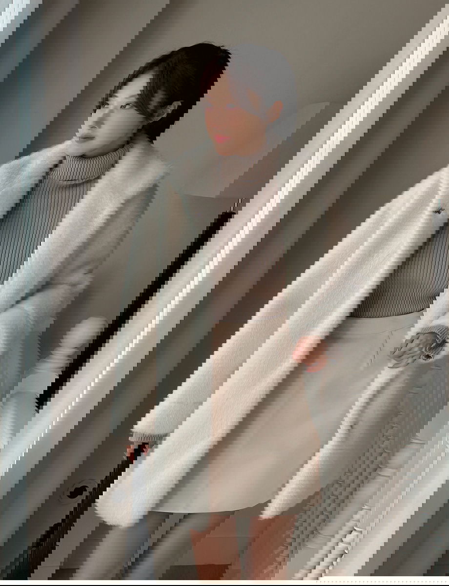 리리앤코 에포린즈 히든버튼 하이넥 퍼 자켓