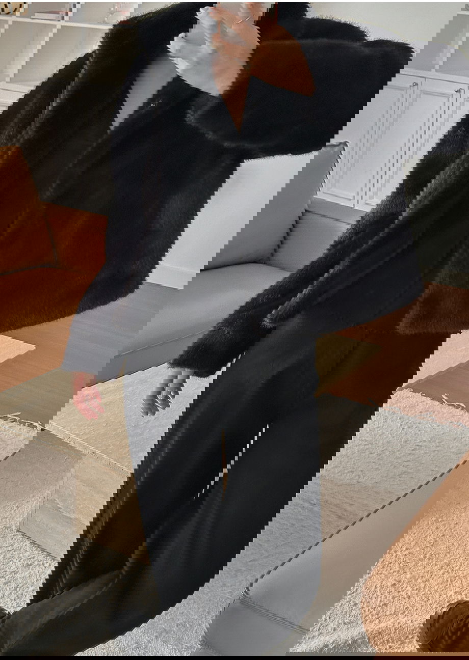 리리앤코 에포린즈 히든버튼 하이넥 퍼 자켓