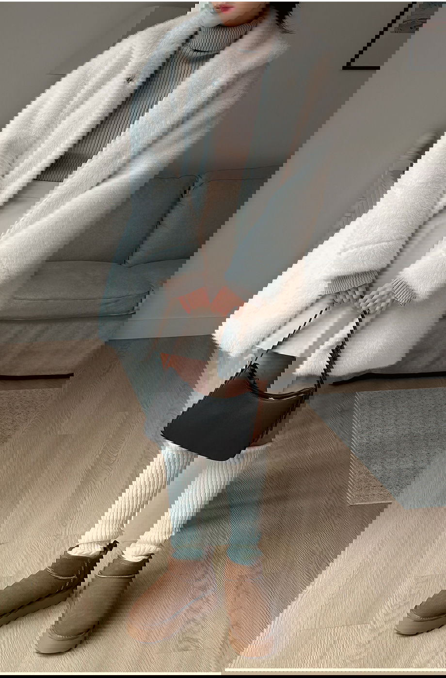 리리앤코 에포린즈 히든버튼 하이넥 퍼 자켓