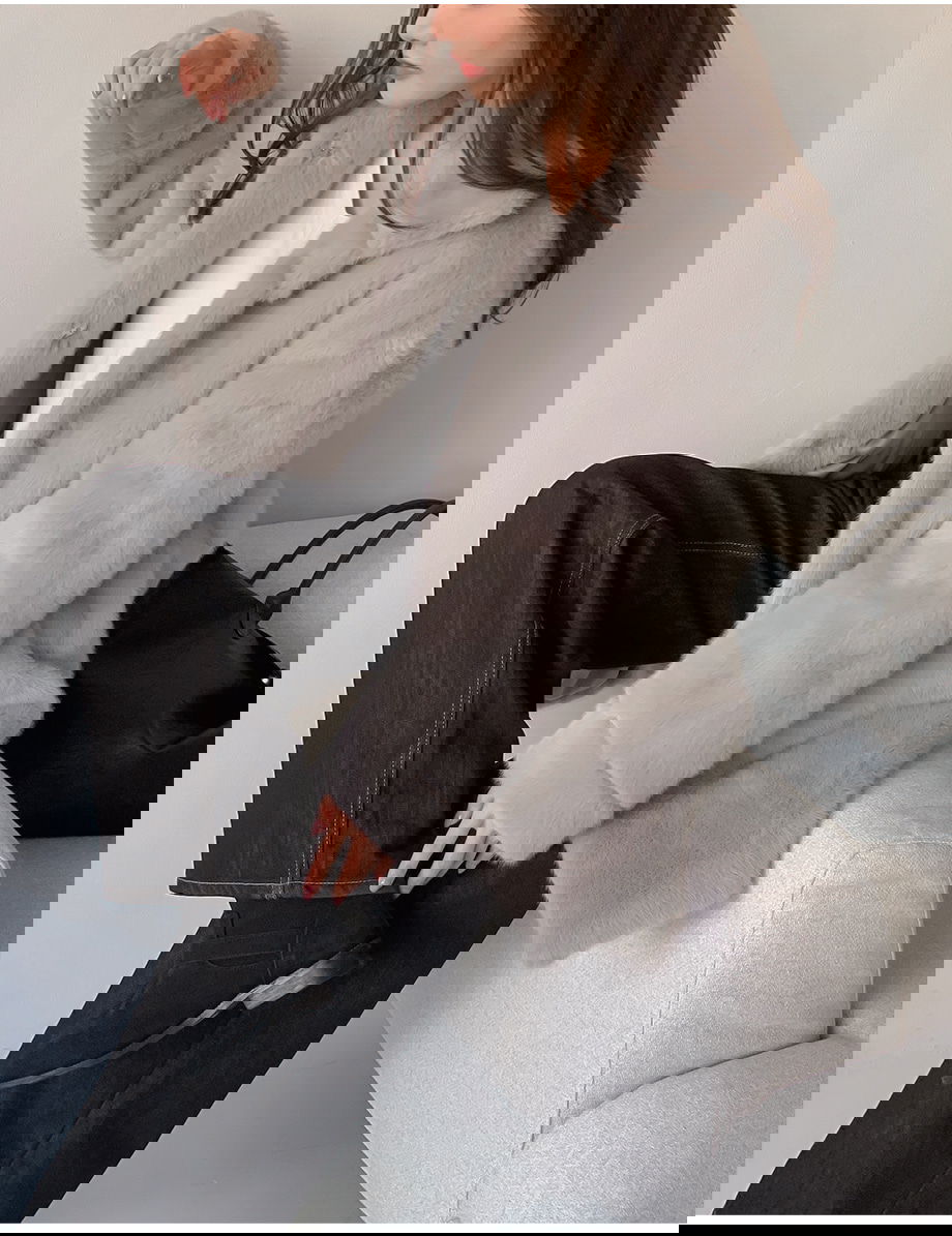 리리앤코 에포린즈 히든버튼 하이넥 퍼 자켓