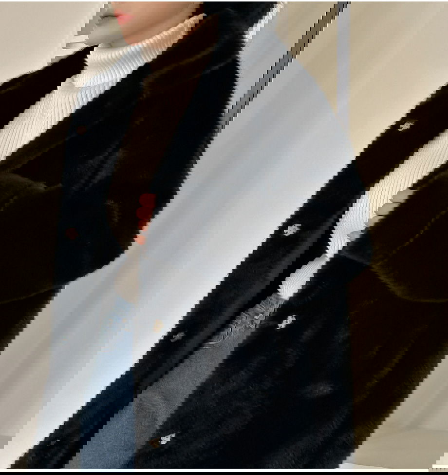 리리앤코 에포린즈 히든버튼 하이넥 퍼 자켓