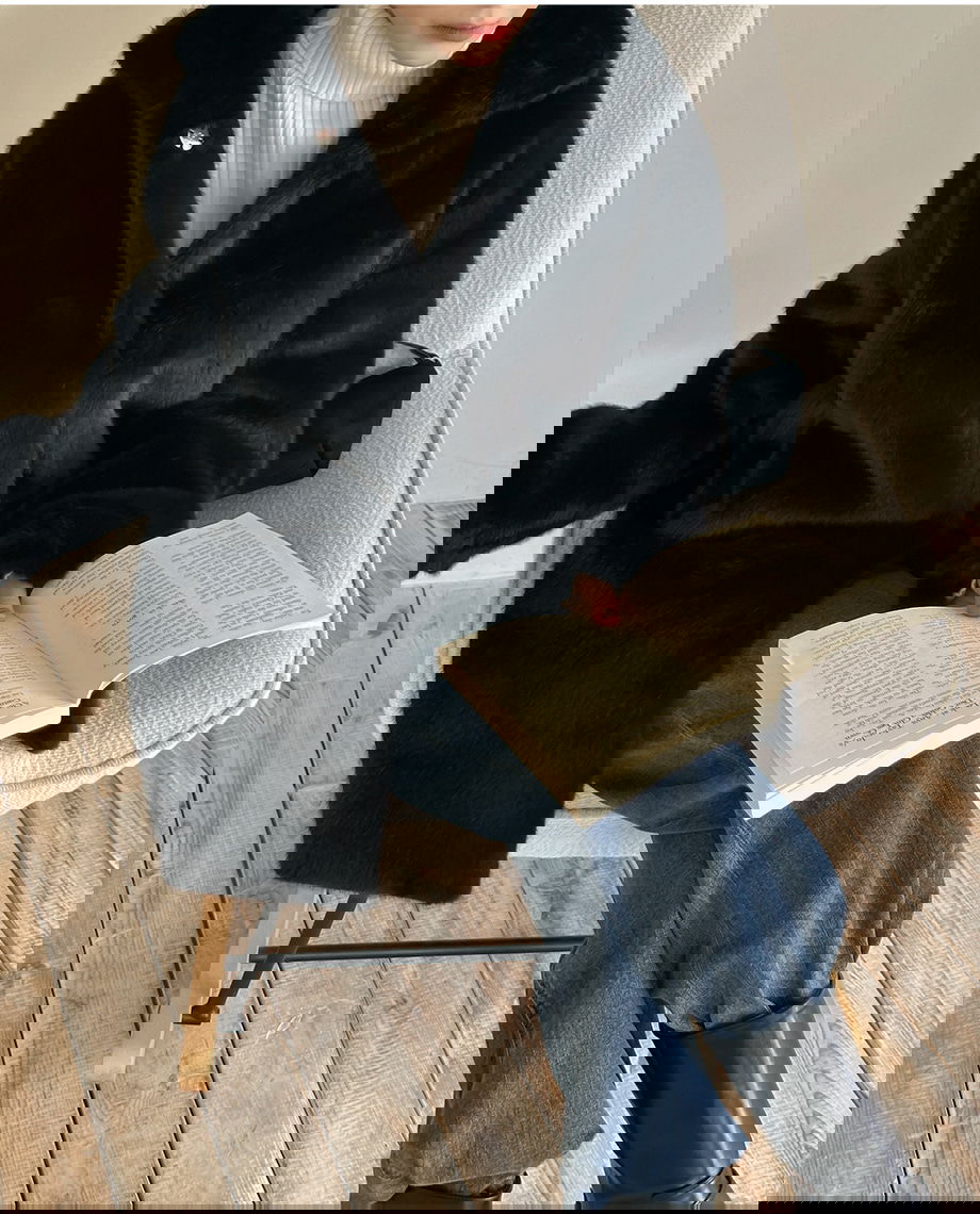 리리앤코 에포린즈 히든버튼 하이넥 퍼 자켓