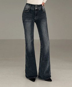 休閒顯瘦兩粒釦水洗靴型牛仔褲