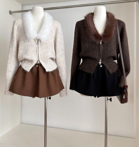 獅子毛絨長袖V領拉鍊外套