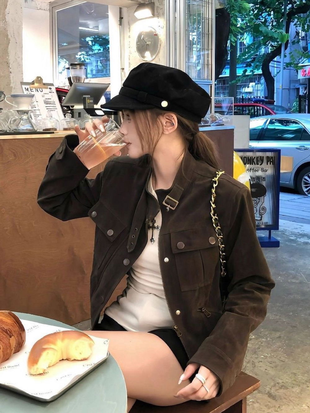 재킷 모델 착용 이미지-S1L16