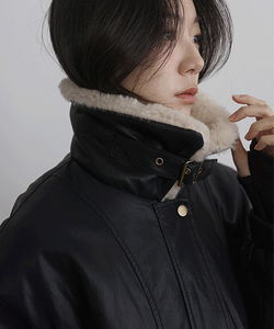 Verons Boxy High Neck Fur Collar Leather Blouson Jacket
