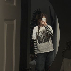 Loose-fit nana stripe layered dyed long sleeve t-shirt