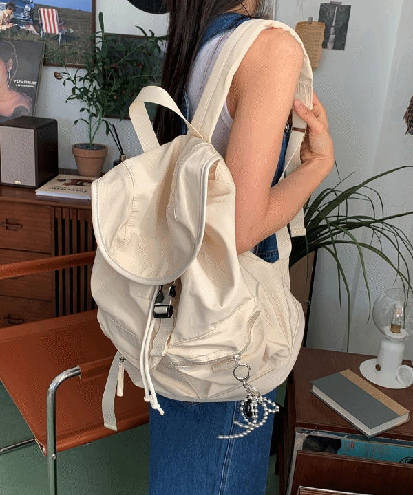 可調節綁帶帆布後背包