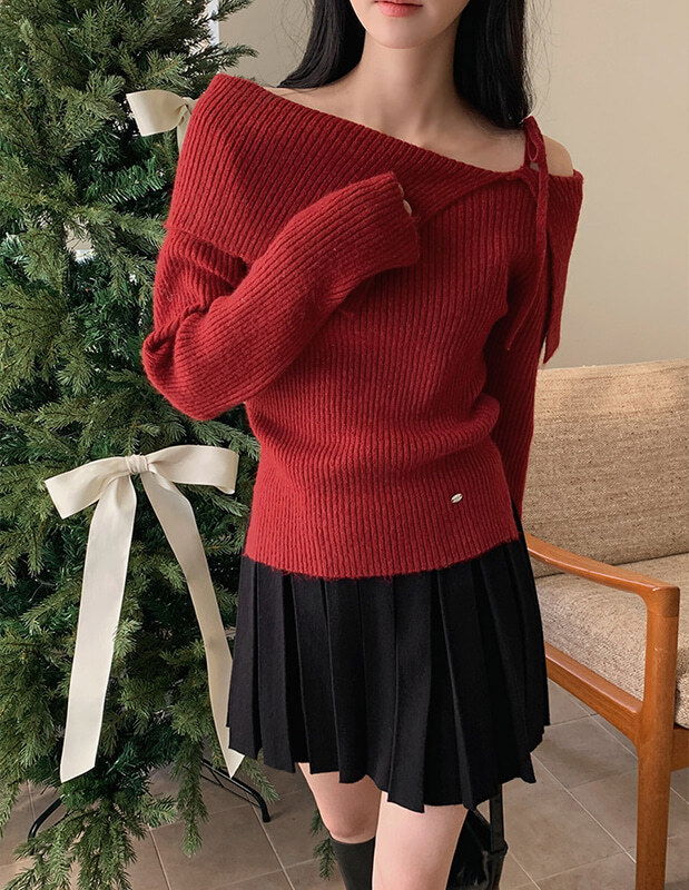 不對稱下擺羊毛背帶針織上衣