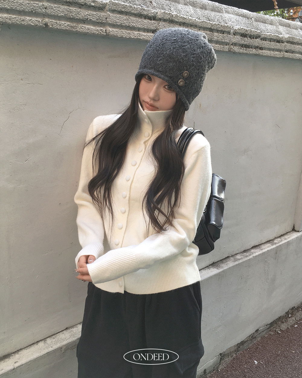 Morini High Neck Button Knitwear Cardigan 开襟衫