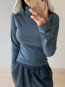 アミュ単色タートルネック