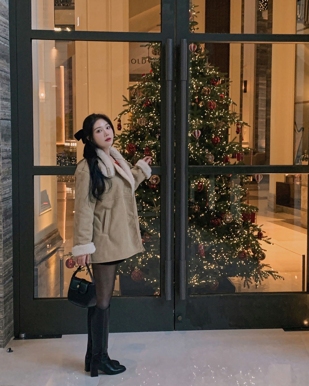 코트 모델 착용 이미지-S1L72