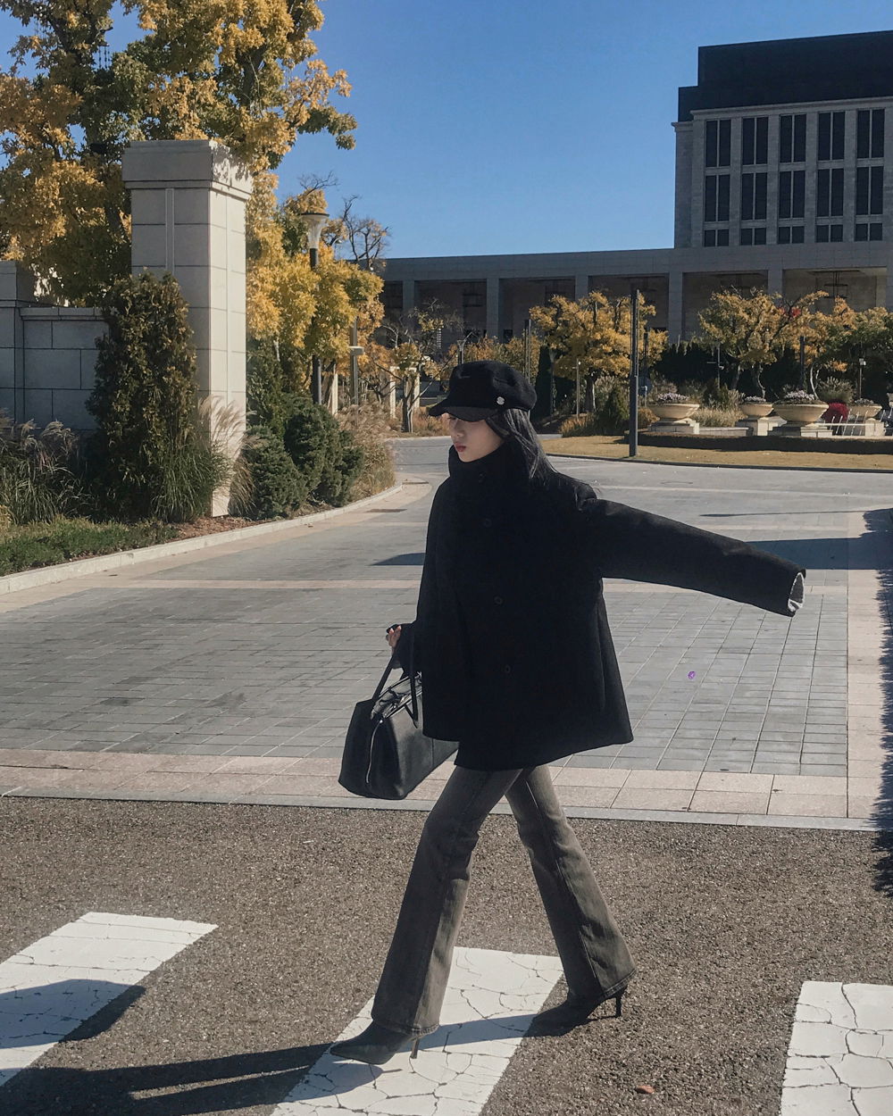 코트 모델 착용 이미지-S1L134