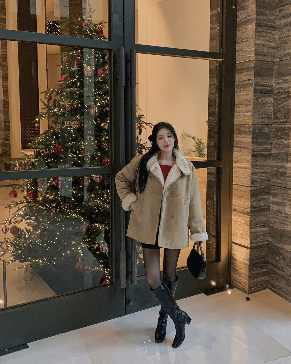 긴팔 티셔츠 모델 착용 이미지-S1L70