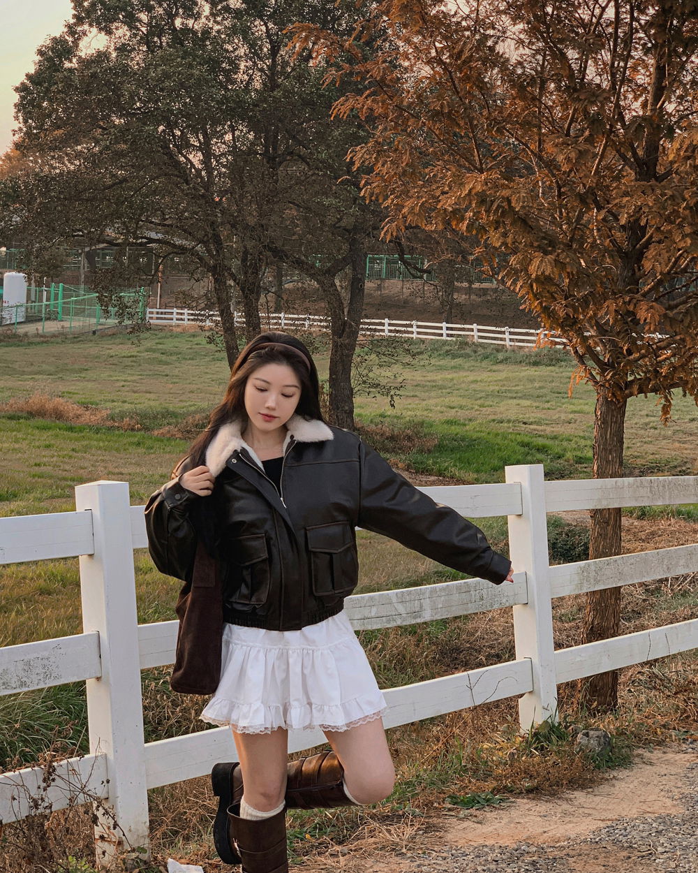 긴팔 티셔츠 모델 착용 이미지-S1L136