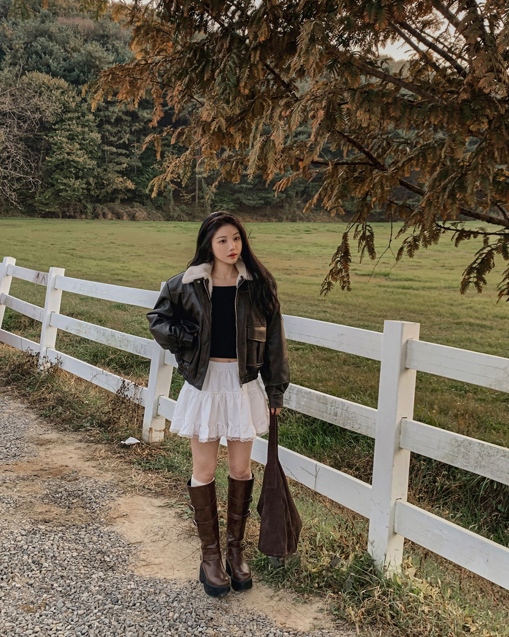 긴팔 티셔츠 모델 착용 이미지-S1L143