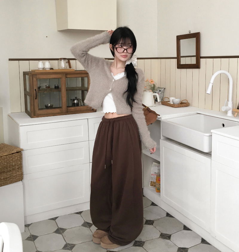 민소매 모델 착용 이미지-S1L27