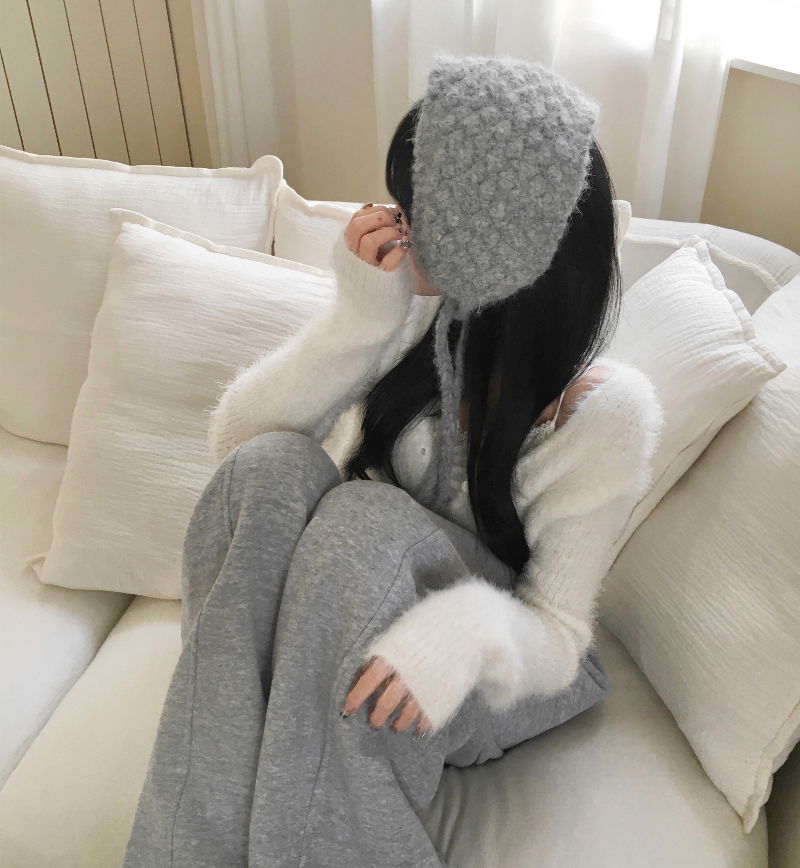 민소매 모델 착용 이미지-S1L15