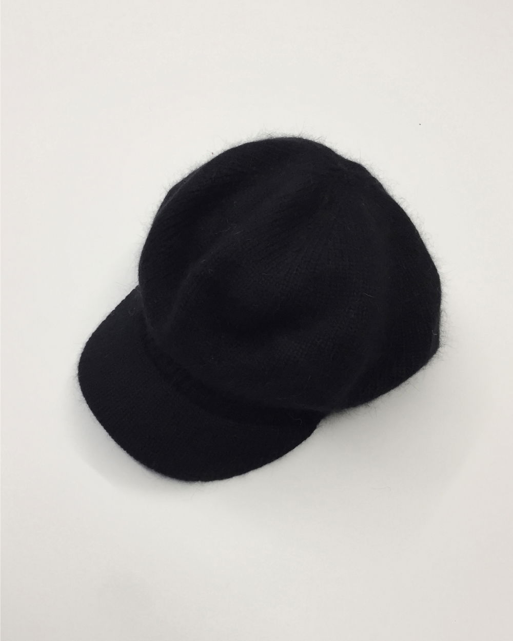 모자 차콜 색상 이미지-S3L1