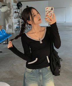 拼色緊身U領連帽長袖上衣