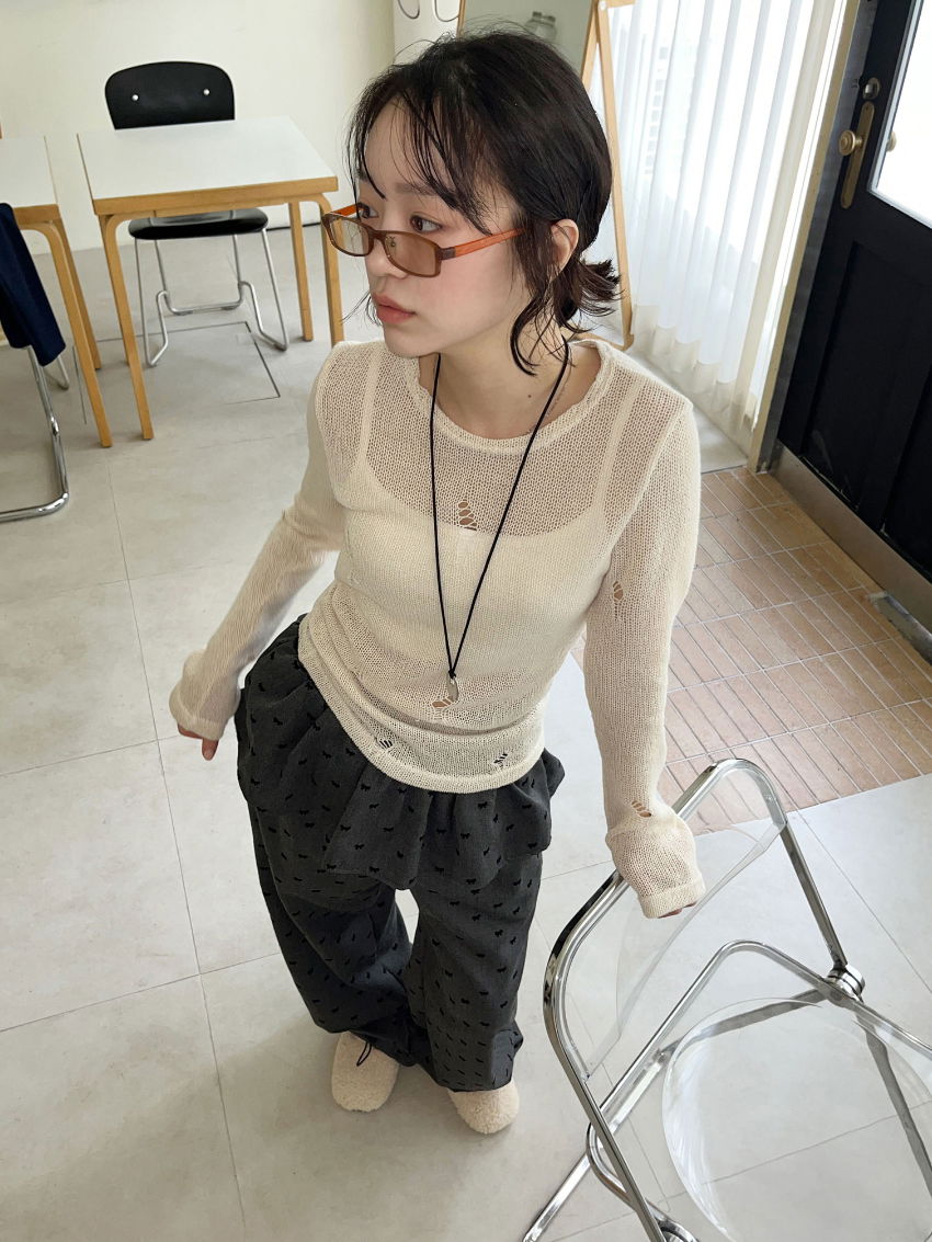 긴팔 티셔츠 모델 착용 이미지-S1L42